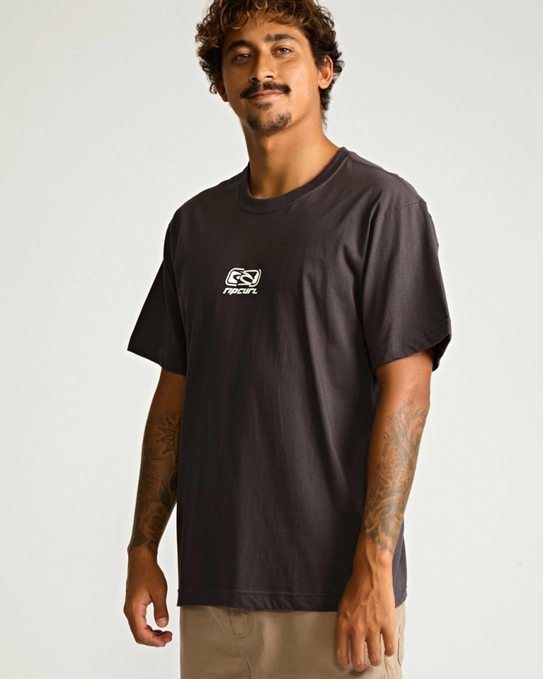 CAMISETA ARCHIVE SPLIT LOGO